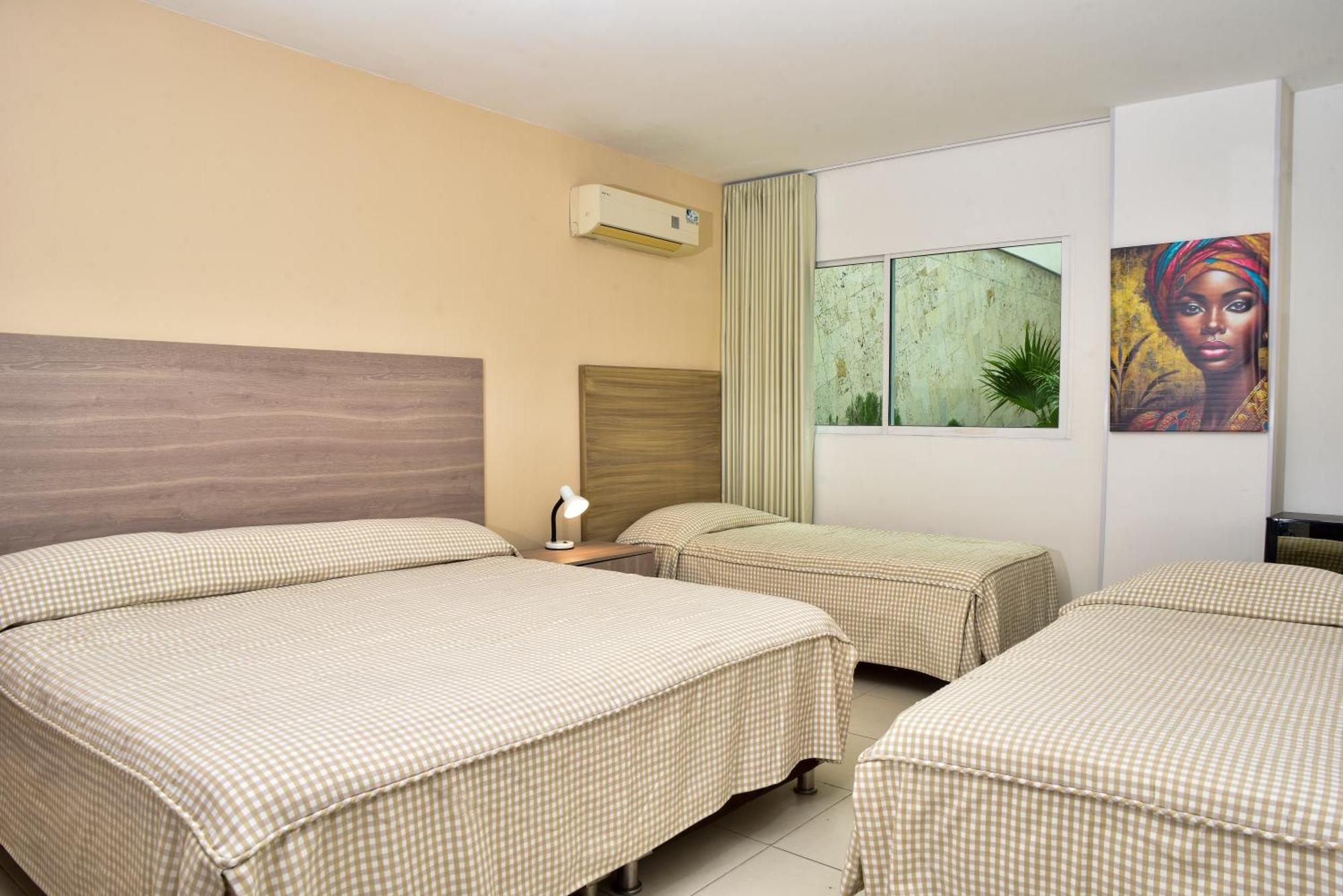 Hotel Aquarella Del Mar ซันตามาร์ตา ภายนอก รูปภาพ