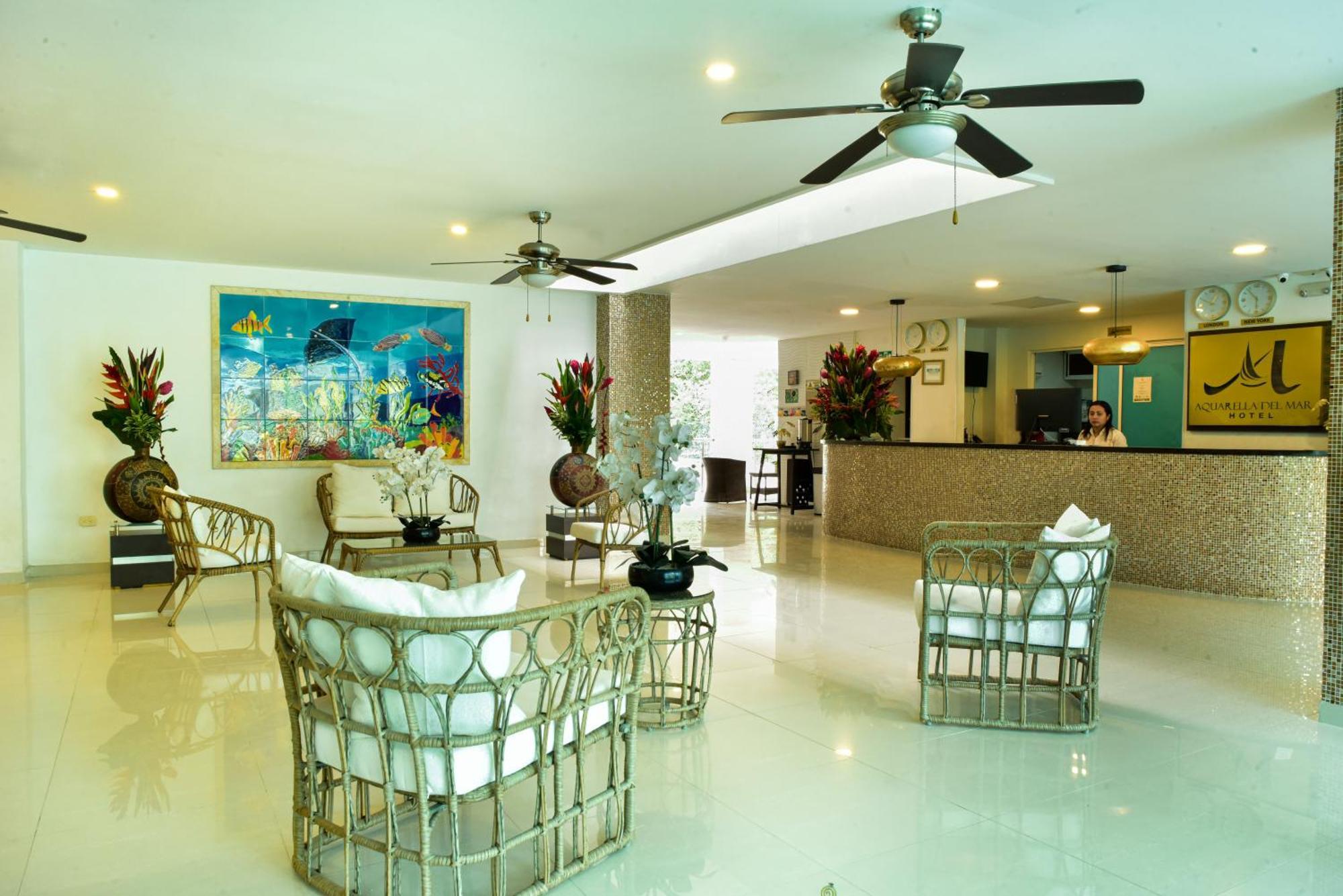 Hotel Aquarella Del Mar ซันตามาร์ตา ภายนอก รูปภาพ