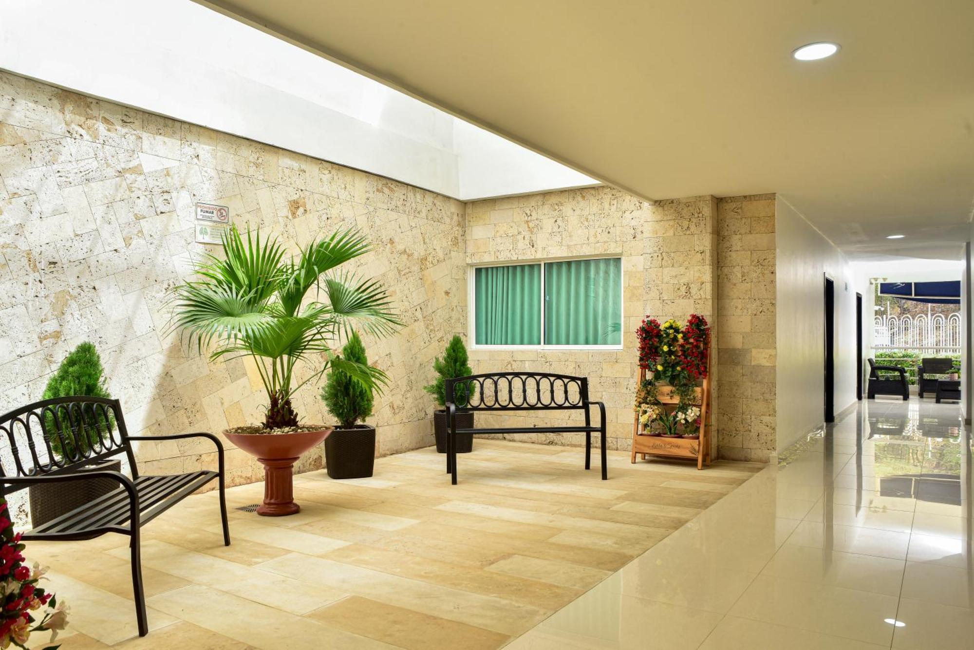 Hotel Aquarella Del Mar ซันตามาร์ตา ภายนอก รูปภาพ