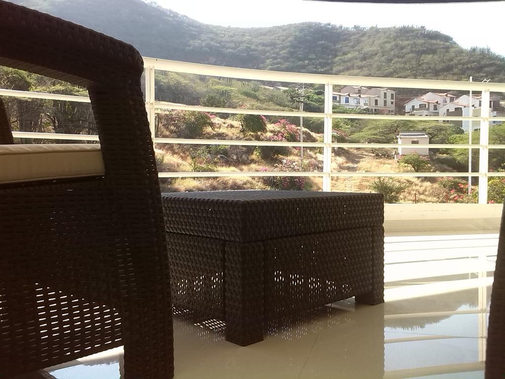 Hotel Aquarella Del Mar ซันตามาร์ตา ภายนอก รูปภาพ