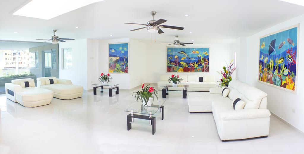 Hotel Aquarella Del Mar ซันตามาร์ตา ภายนอก รูปภาพ