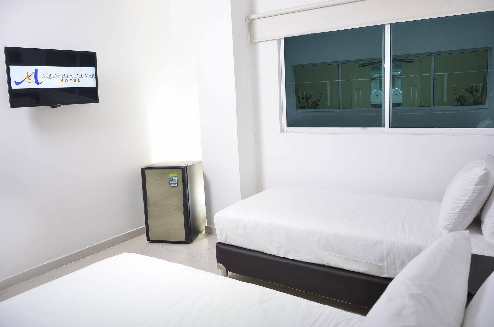 Hotel Aquarella Del Mar ซันตามาร์ตา ภายนอก รูปภาพ